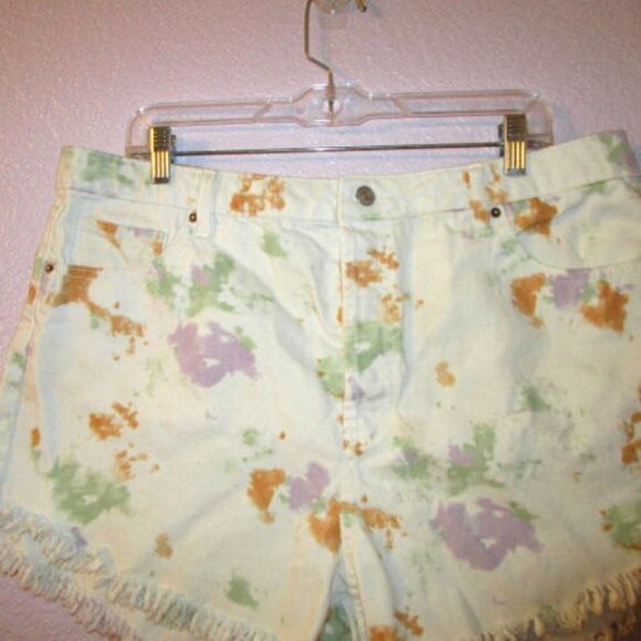 Wild Fable TIE DYE Denim Size 18 SHORTS Cut Offs FRINGE Jean HIGHEST RISE Boho - Picture 2 of 10